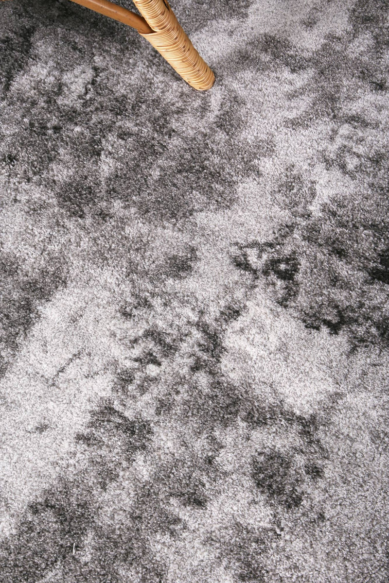 Yuzil White Grey Abstract Rug 120x170cm